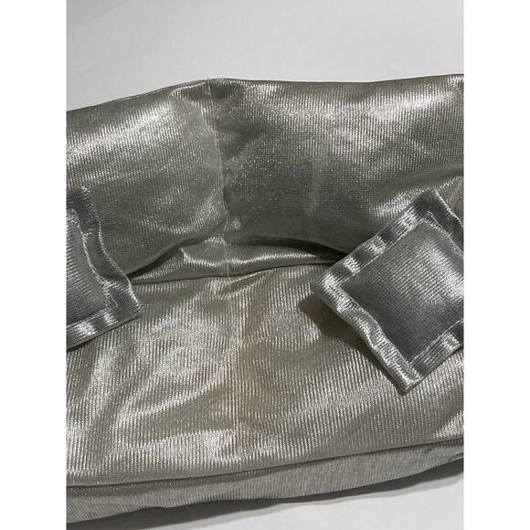 Vintage Polyfect Toys Silver Fabric Couch For Fashion Dolls Made in Hong Kong - Picture 3 of 10